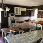 Le Domaine De La Cour بيت ضيافة