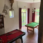 Le Domaine De La Cour 3*