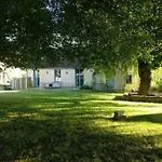 بيت ضيافة Le Domaine De La Cour 3*