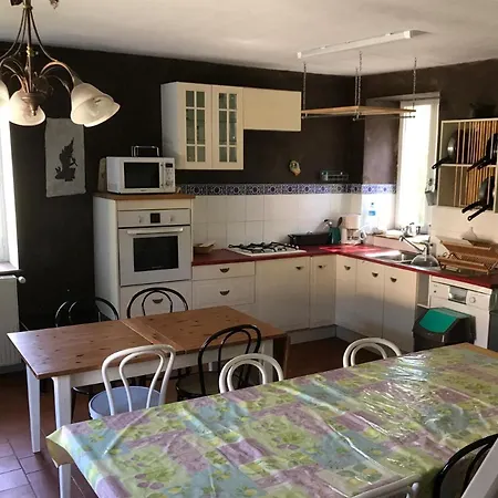 Le Domaine De La Cour Penzion