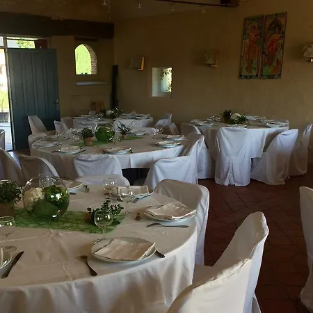 Le Domaine De La Cour Guest house