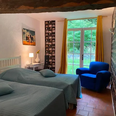 Le Domaine De La Cour Гостевой дом