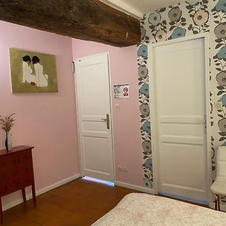 Le Domaine De La Cour Guest house