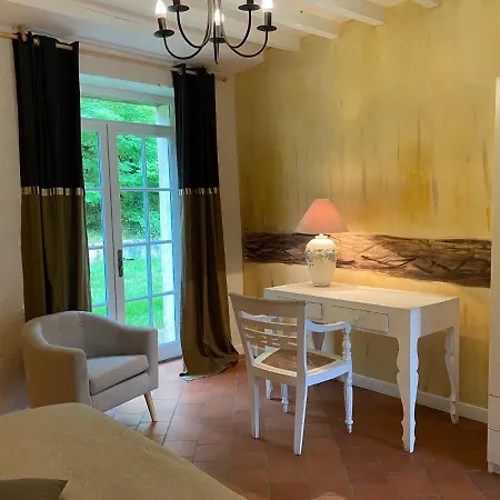 게스트하우스 Le Domaine De La Cour 3*
