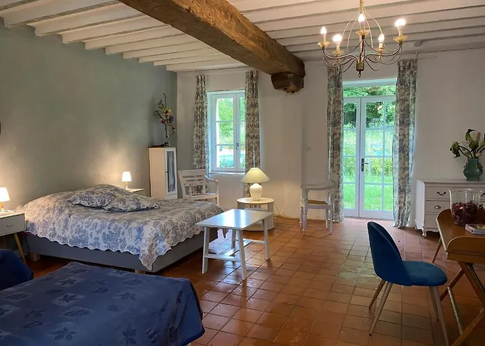 Le Domaine De La Cour 3*